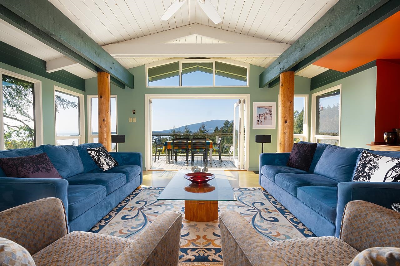 1616 WHITESAILS DRIVE