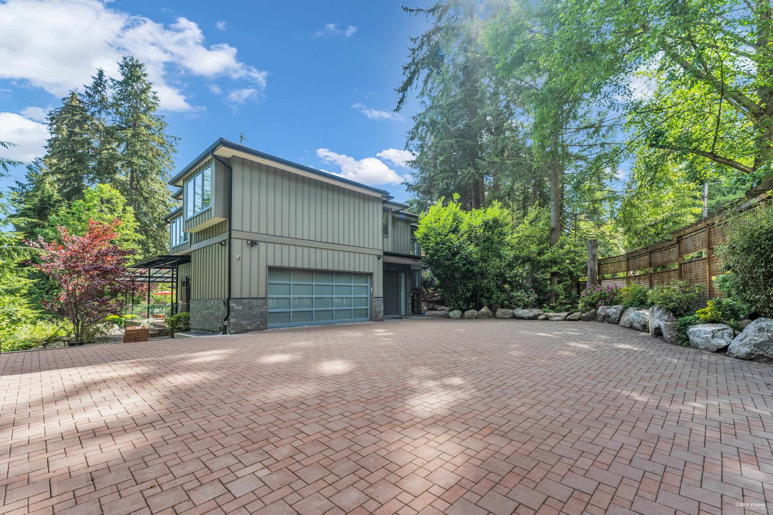 340 SOUTHBOROUGH DRIVE