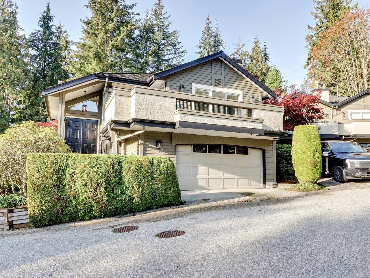 1 1900 INDIAN RIVER CRESCENT