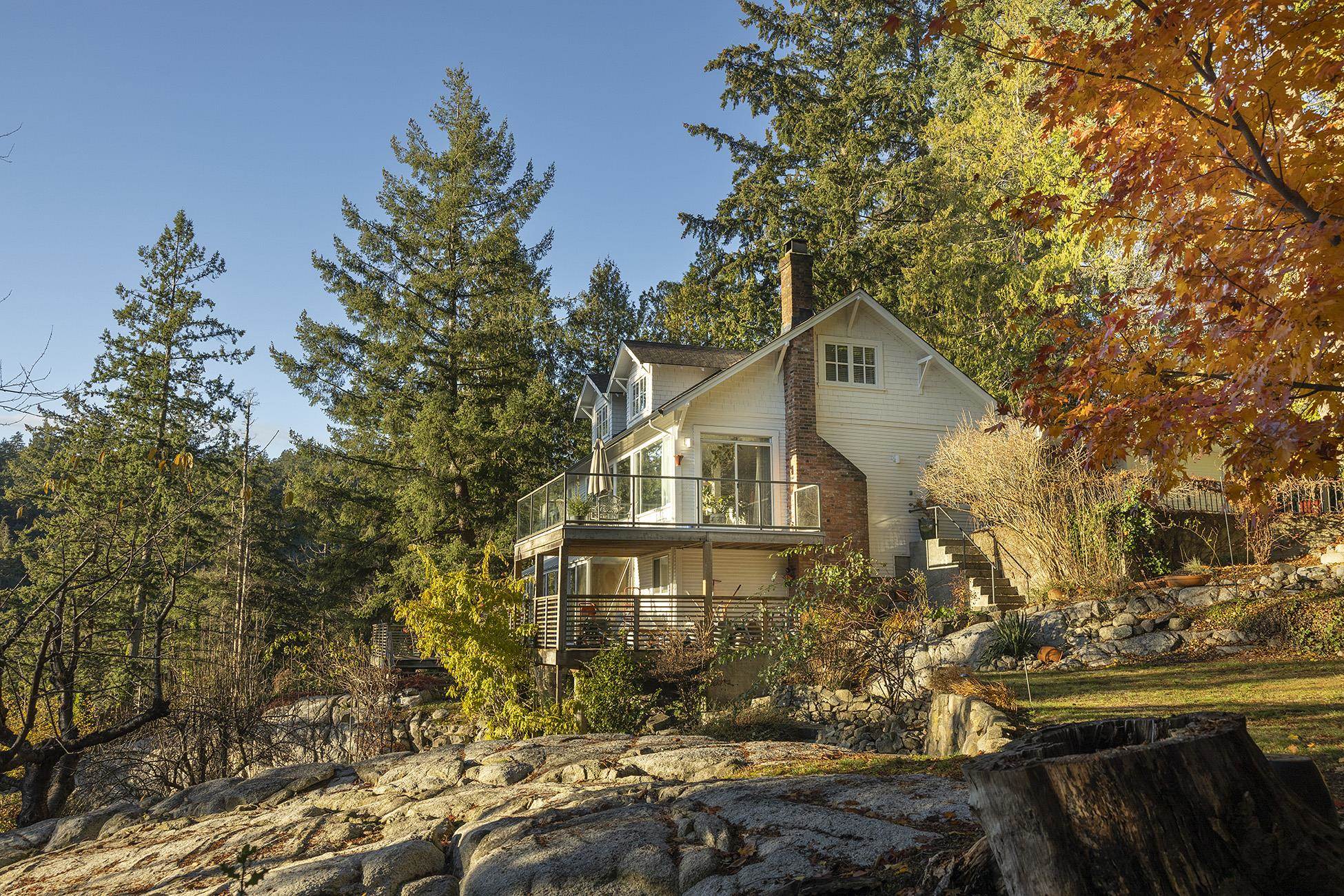 4778 MARINE DRIVE