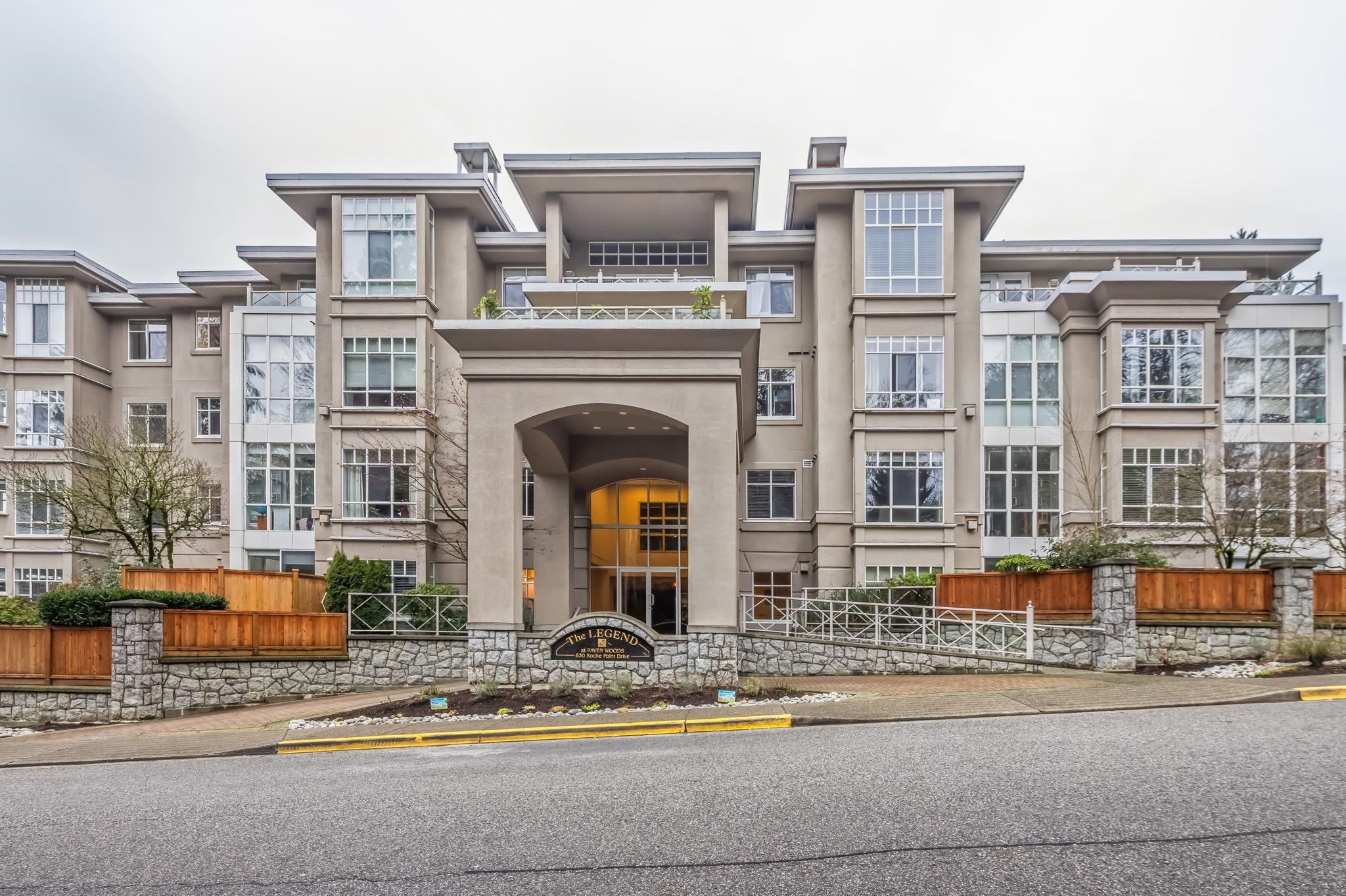 201 630 ROCHE POINT DRIVE