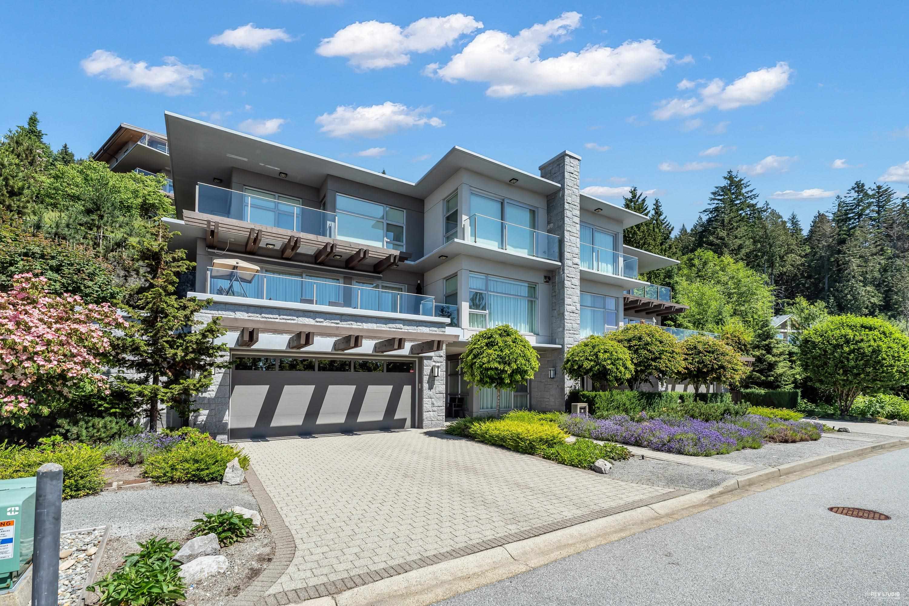 2728 HIGHVIEW PLACE
