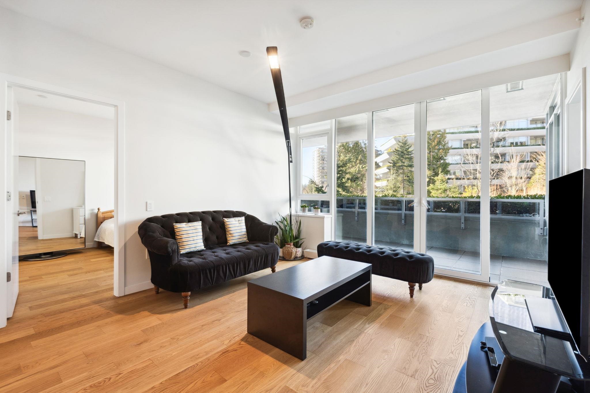204 788 ARTHUR ERICKSON PLACE