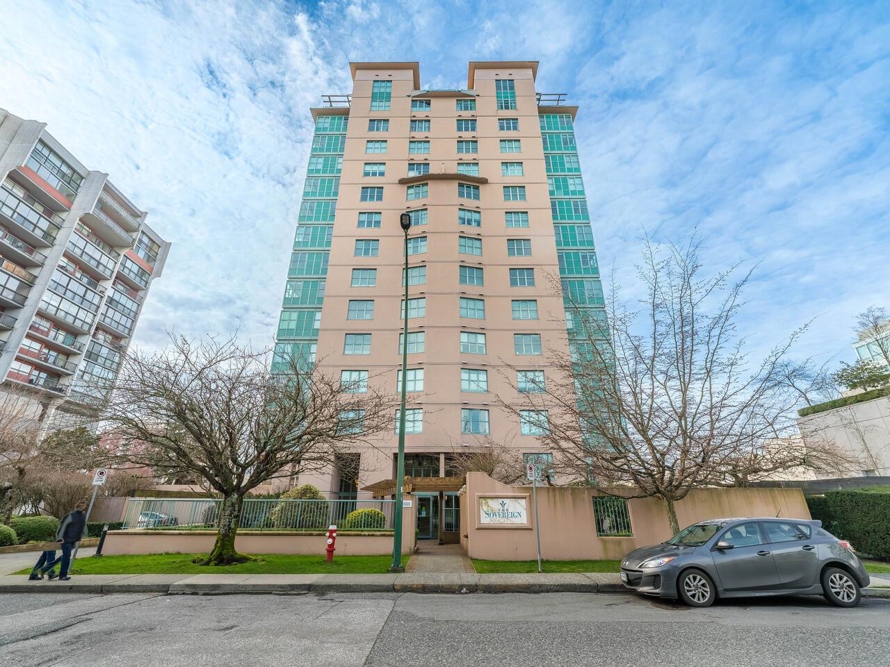 1502 1555 EASTERN AVENUE