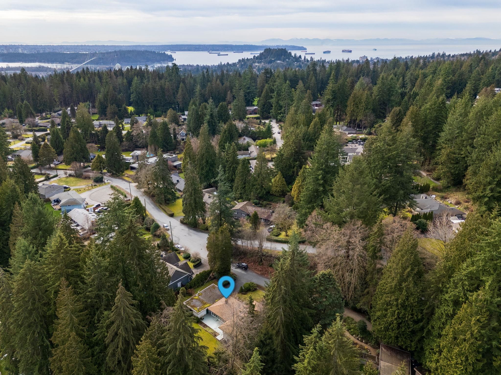 350 ST JAMES CRESCENT