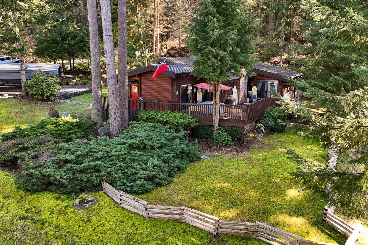 1517 WHITESAILS DRIVE