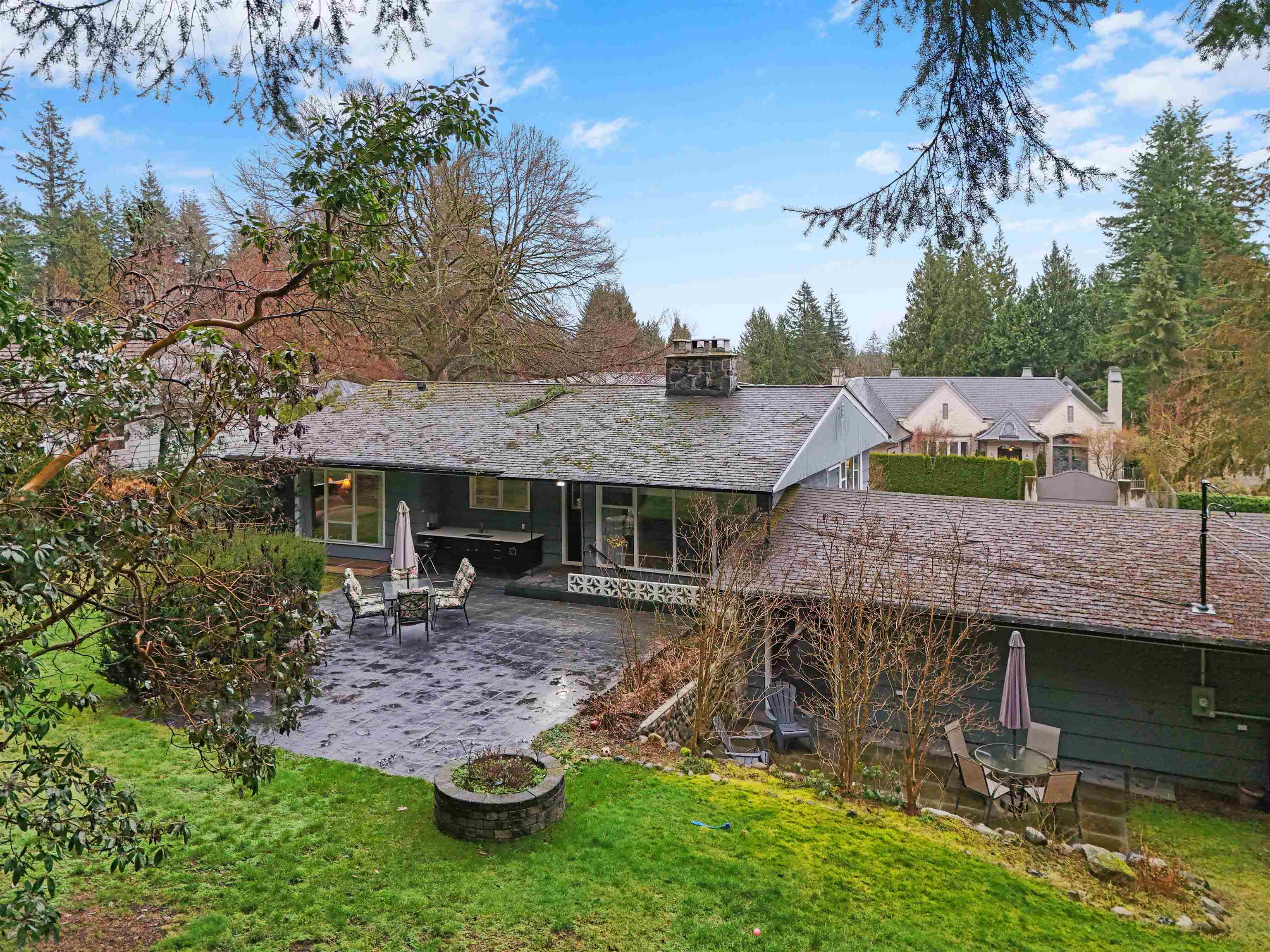 385 STEVENS DRIVE