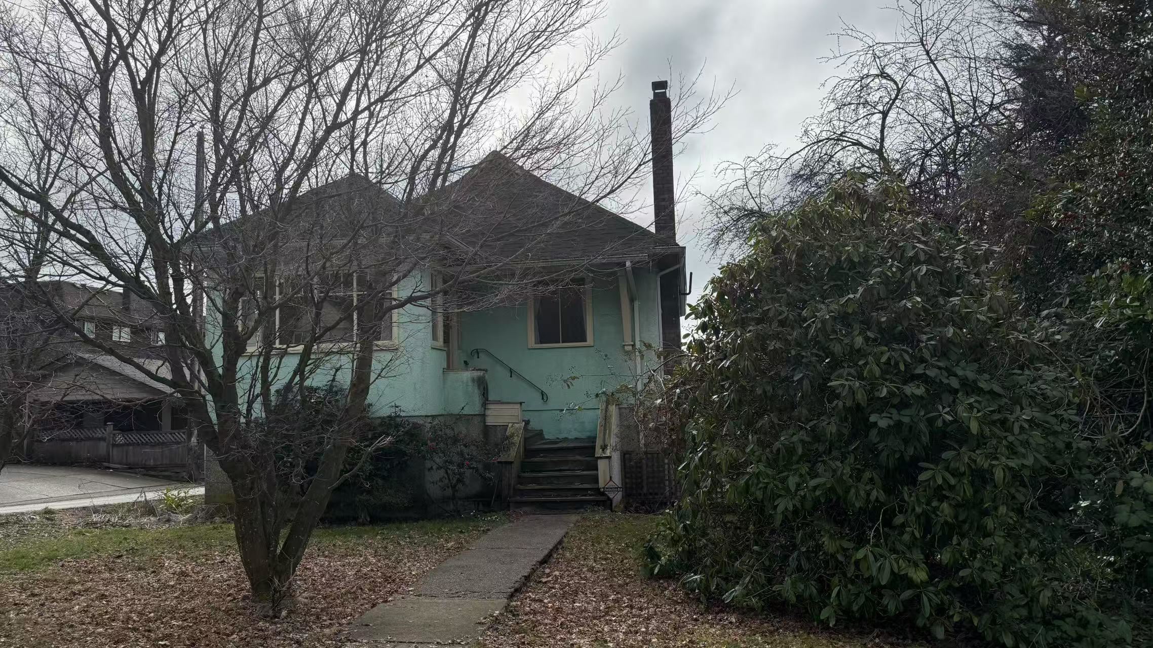 317 W 15TH STREET