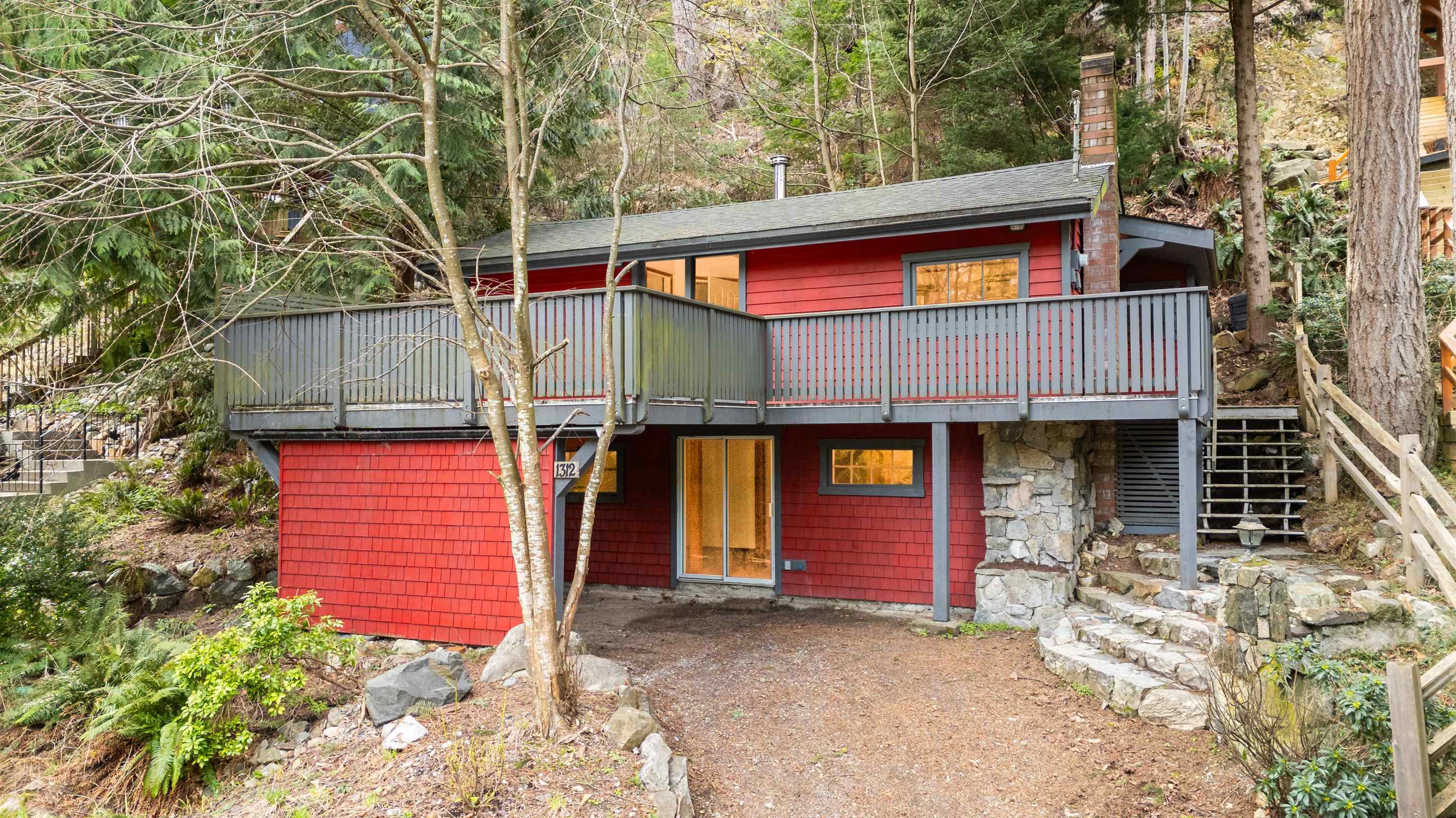 1312 HILLCREST ROAD