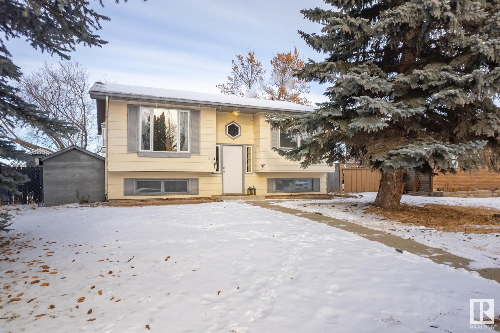      30 Greystone Close , Spruce Grove,  ,T7X 2A5 ;  Listing Number: MLS E4338727
