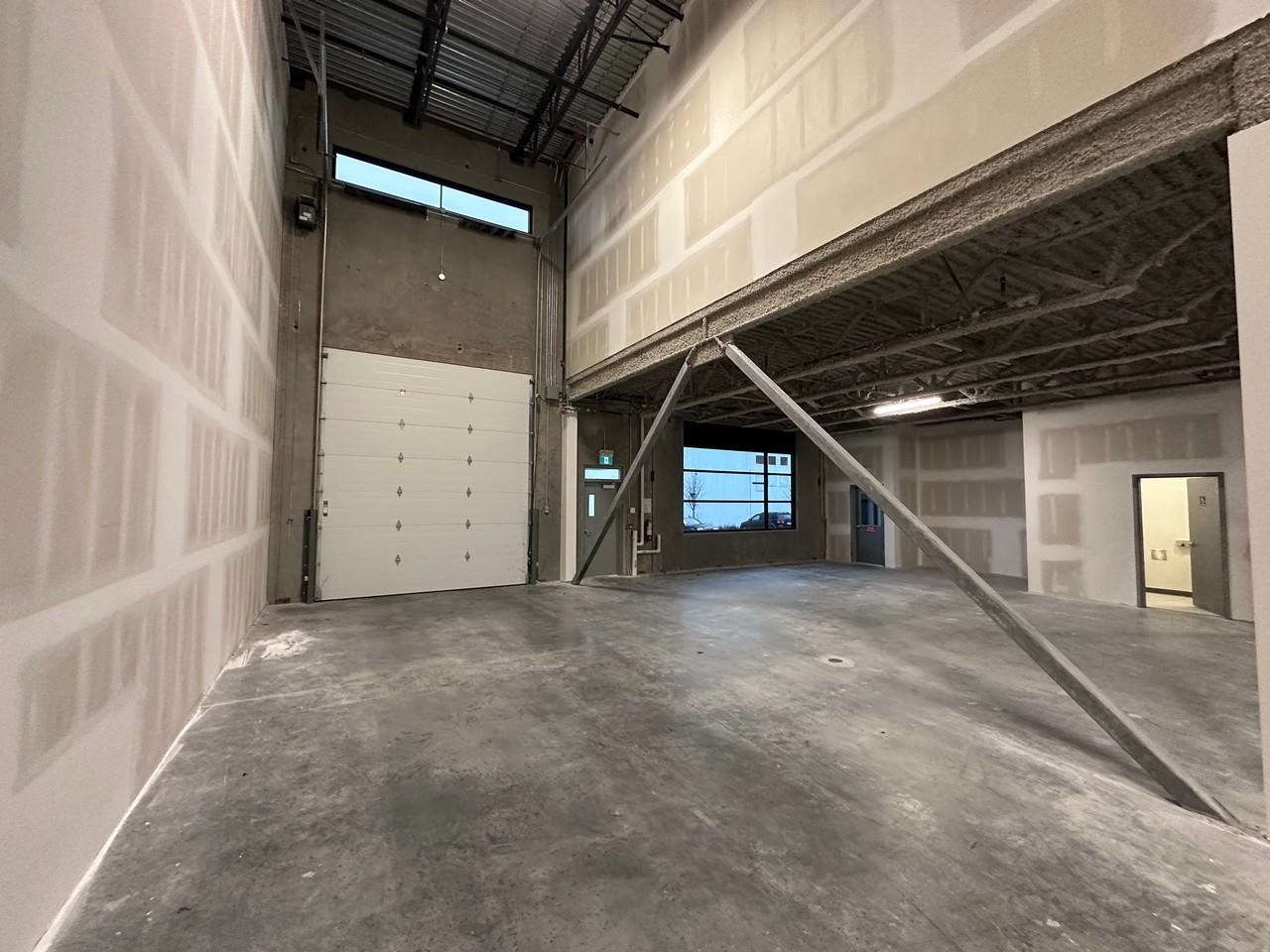 130-11611 NO. 5 ROAD, Richmond, British Columbia, ,Industrial,For Lease,C8048469