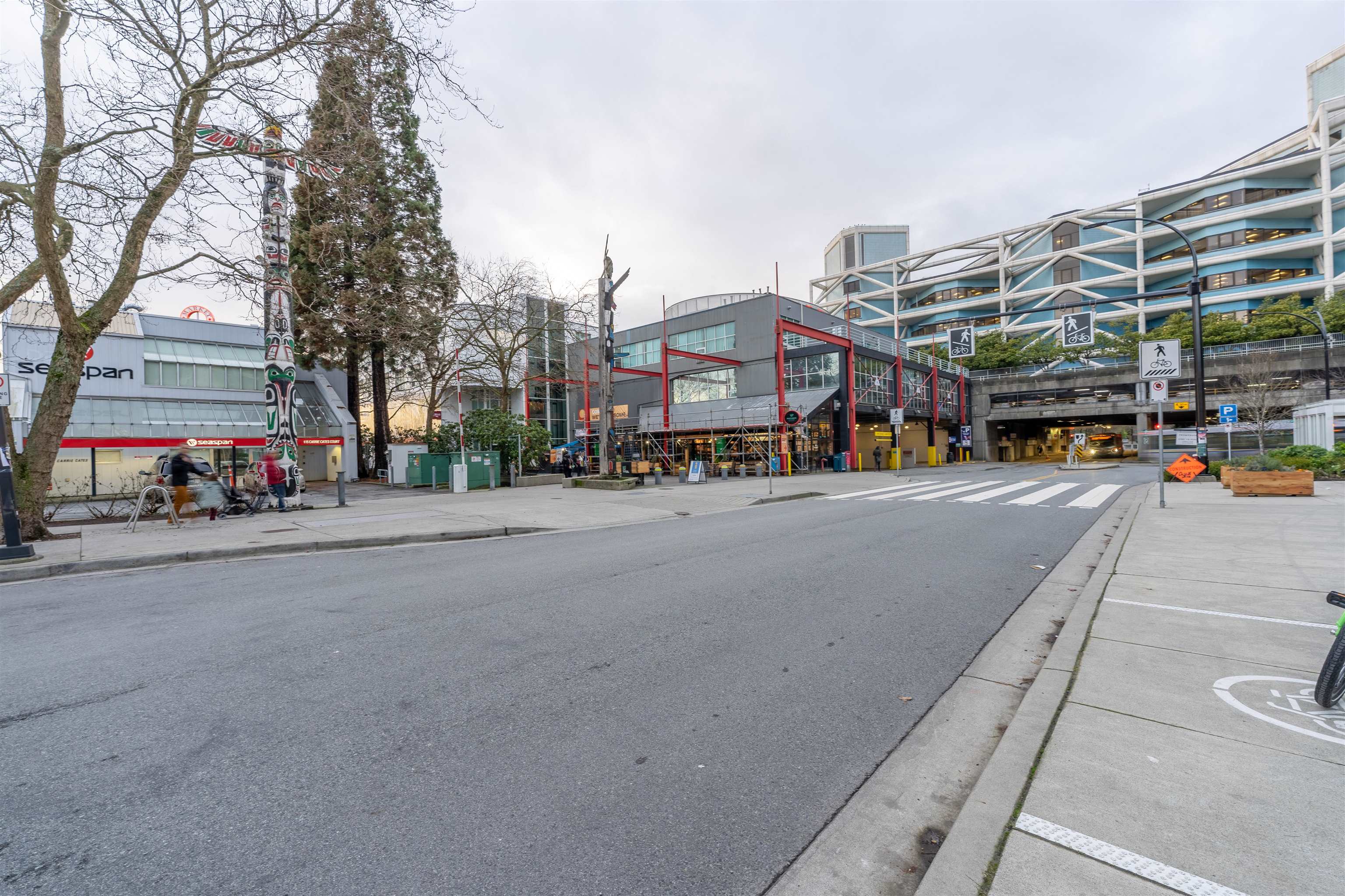 Wilson Lam Realtor, 112 CARRIE CATES COURT, North Vancouver, British Columbia V7M 0G7, Retail,For Lease ,C8049258