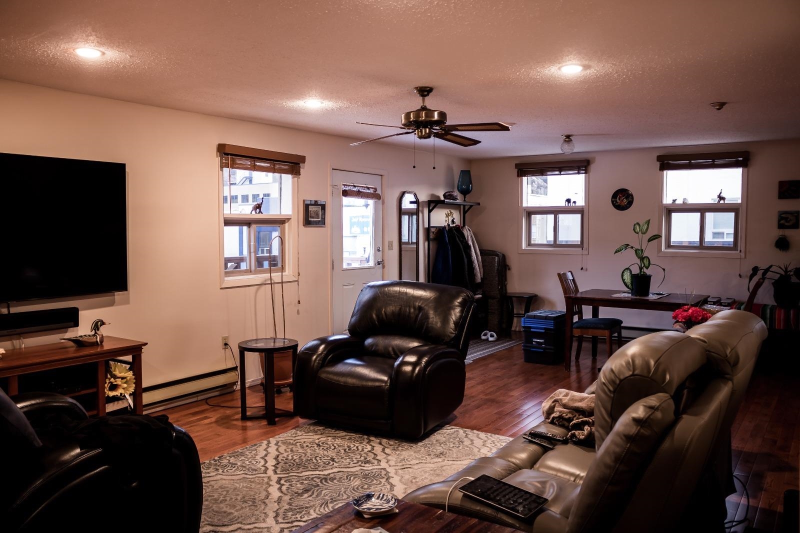 Michael Sung, 975 SPOKANE STREET, No City Value, British Columbia, Business With Property,For Lease ,C8050435