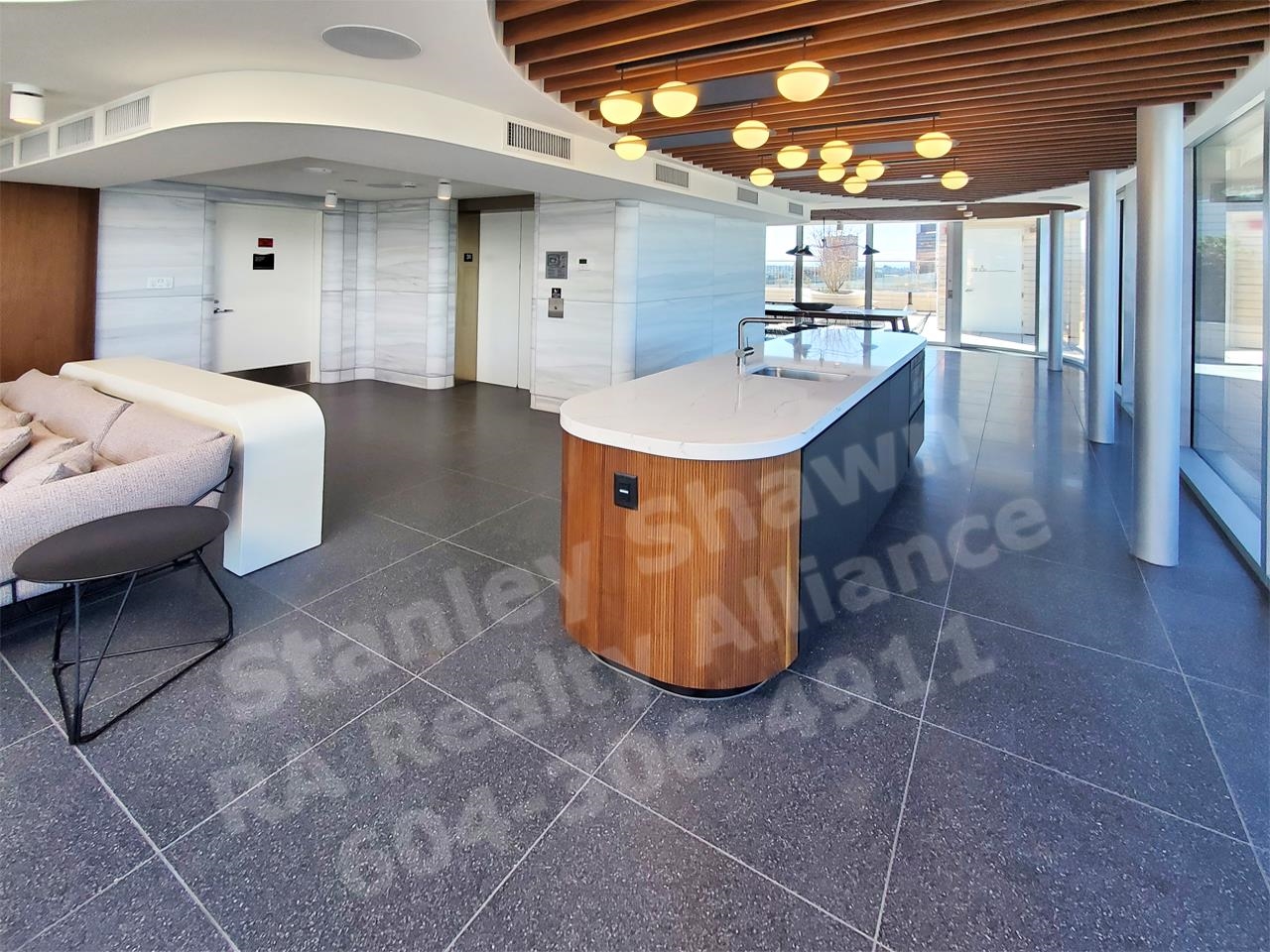 650-320 GRANVILLE STREET, Vancouver, British Columbia, ,Office,For Lease,C8050791