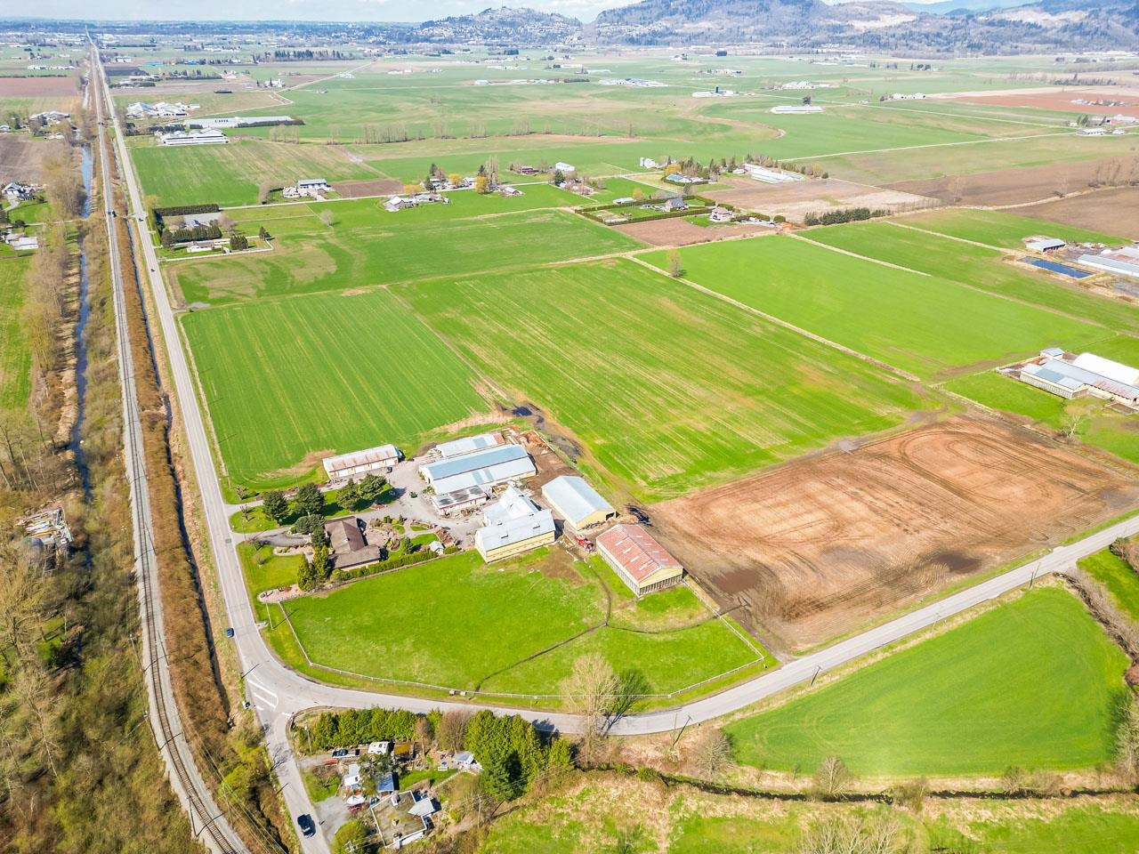39539 VYE ROAD, Abbotsford, British Columbia, ,Agri-business,For Lease,C8050987