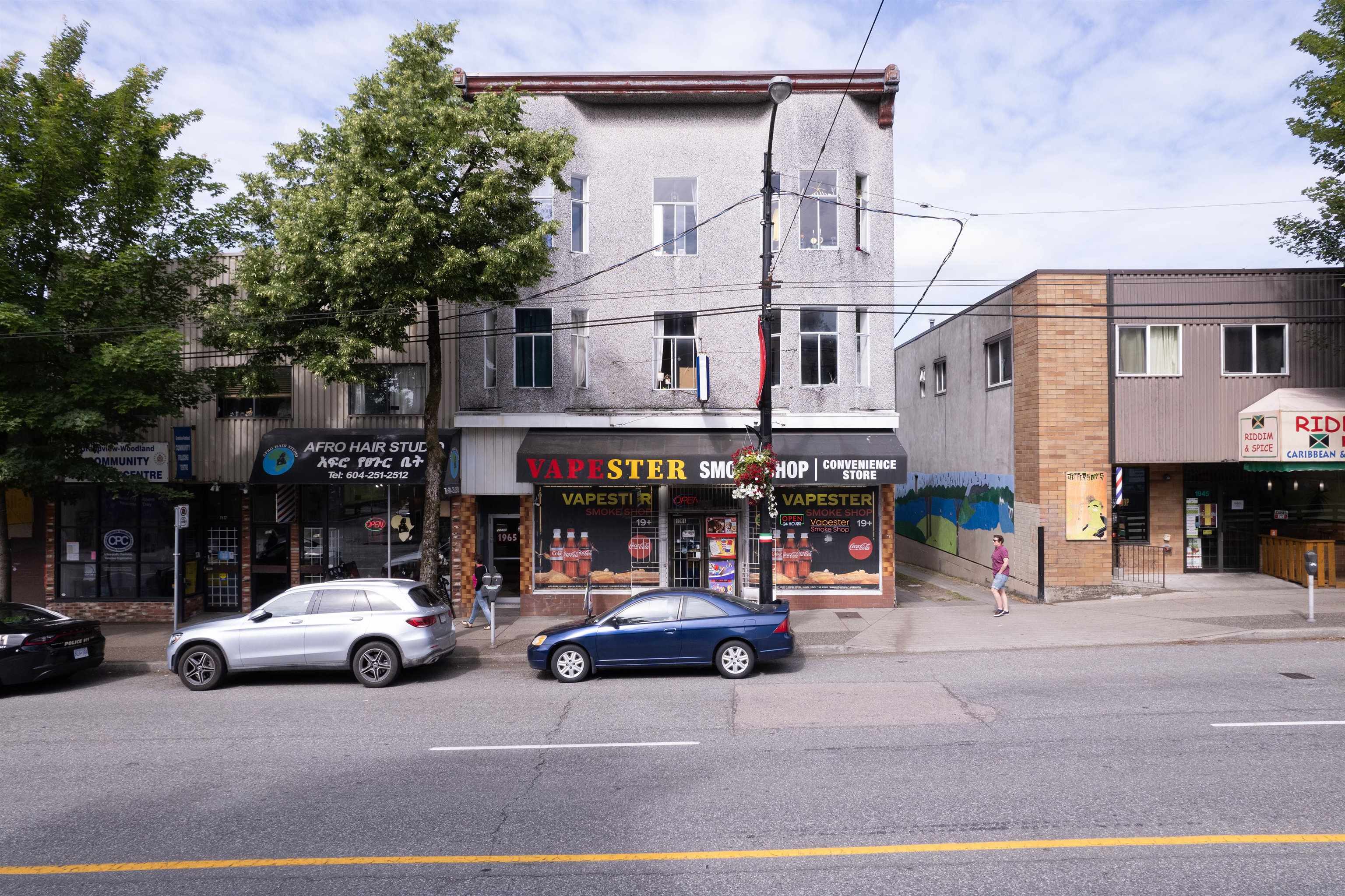 1961 COMMERCIAL DRIVE, Vancouver, British Columbia, ,Retail,For Lease,C8052377