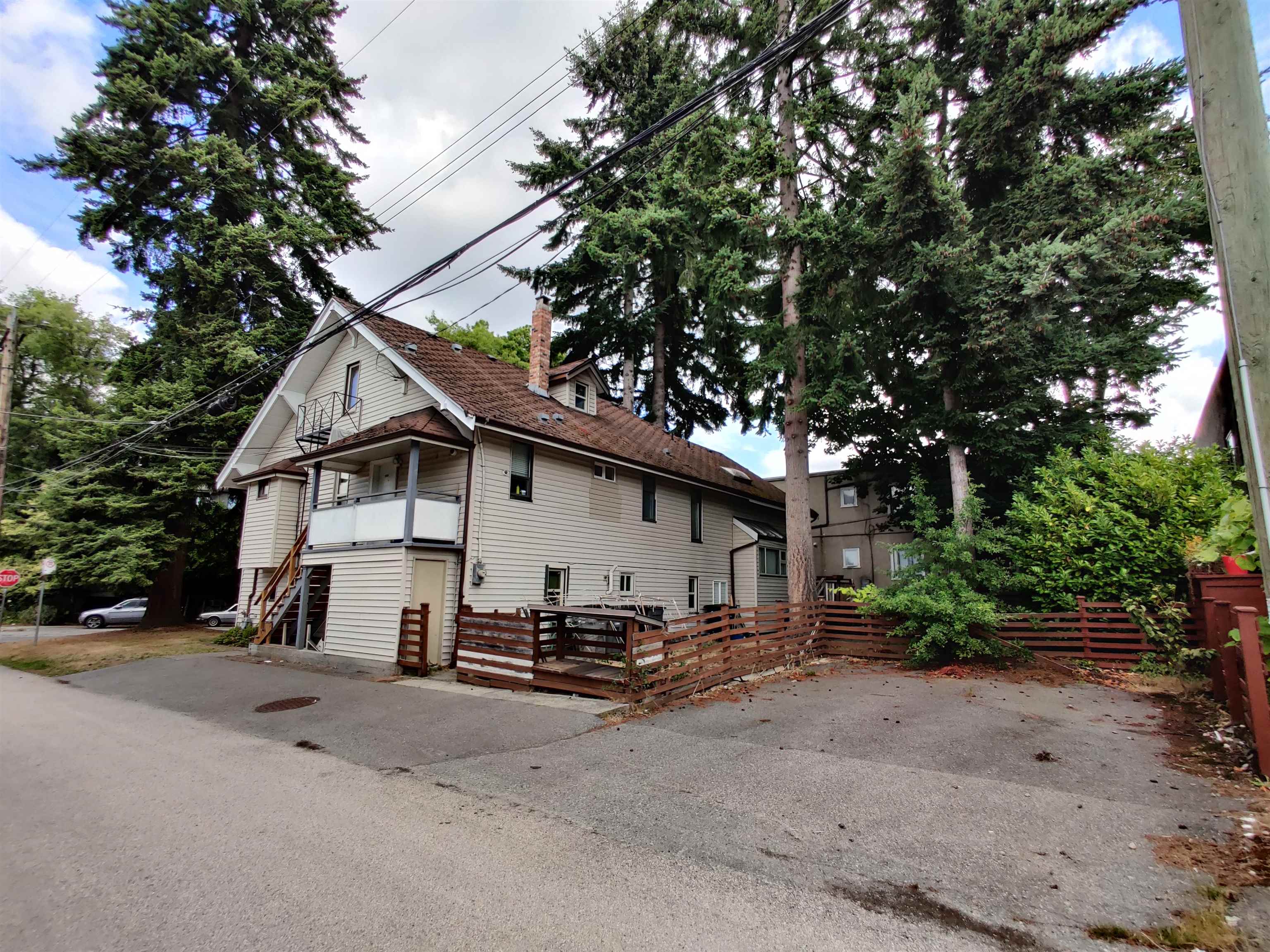 554 W21ST AVENUE, Vancouver, British Columbia, ,Land Commercial,For Lease,C8053570