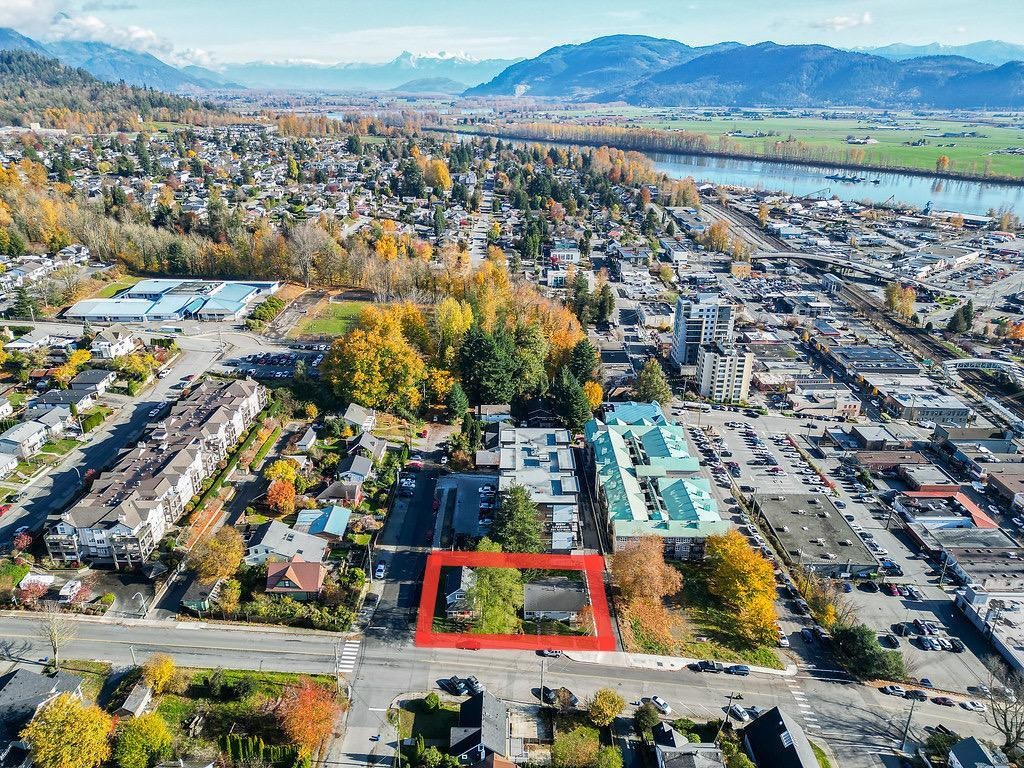 7392 JAMES STREET, Mission, British Columbia, ,Multi-family Commercial,For Lease,C8055826