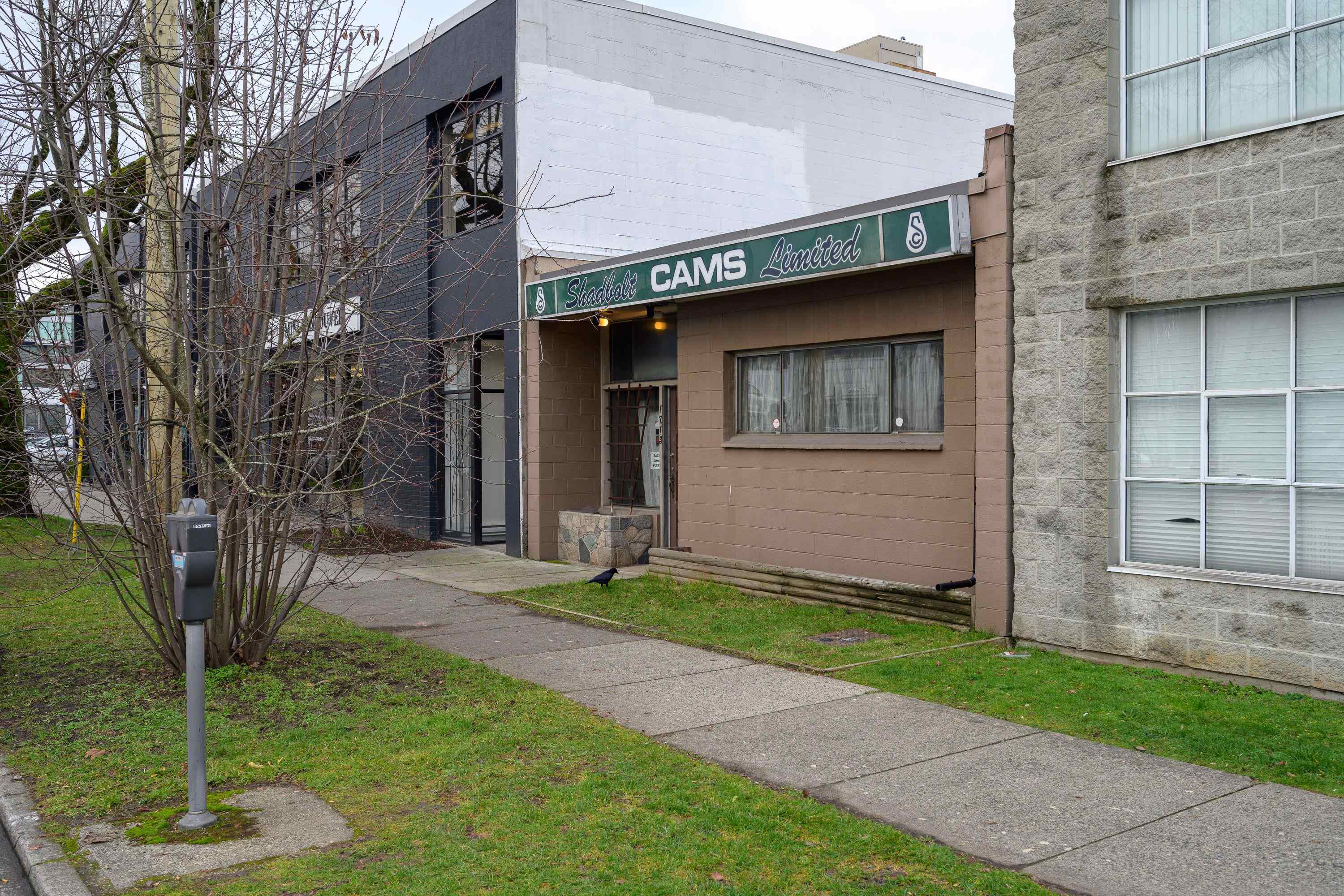 1713 W5TH AVENUE, Vancouver, British Columbia, ,Industrial,For Lease,C8056198