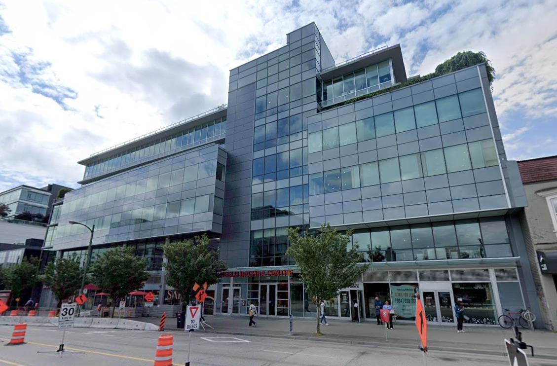 341 550 W BROADWAY - MLS&reg; # C8069025