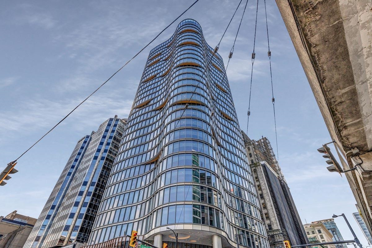 550 320 GRANVILLE STREET - MLS&reg; # C8069038