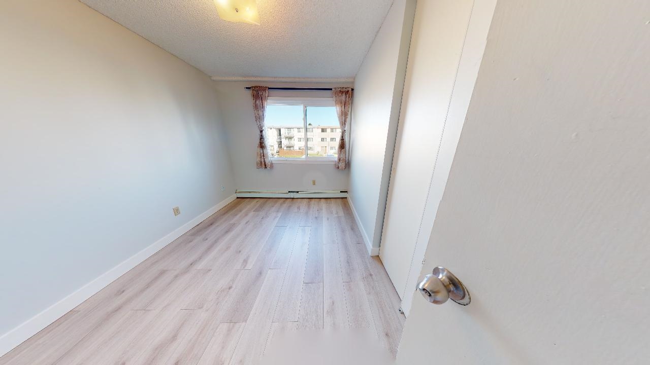 213-7240 LINDSAY ROAD, Richmond, British Columbia Apartment/Condo, 3 Bedrooms, 1 Bathroom, Residential Attached,For Sale, MLS-R2363069