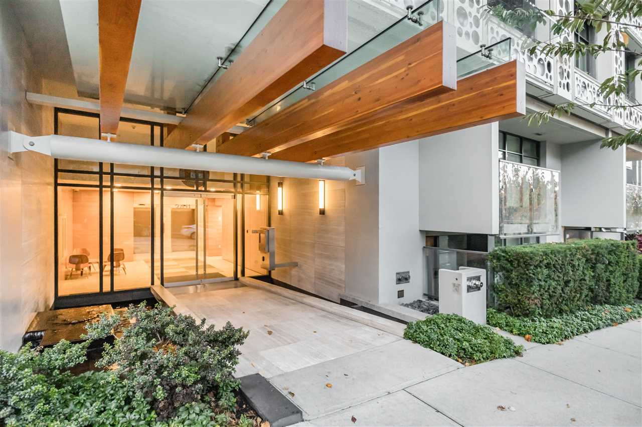 Toto Toilets Vancouver Canada | Bruin Blog