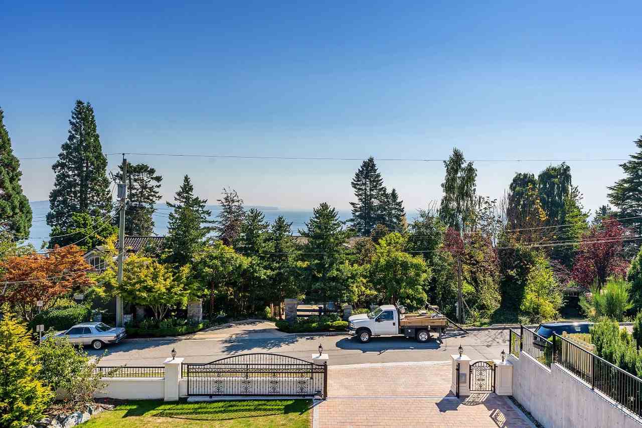 14020 MARINE DRIVE, WHITE ROCK, BC V4B 1A7 Sukh Brar Real Estate Group