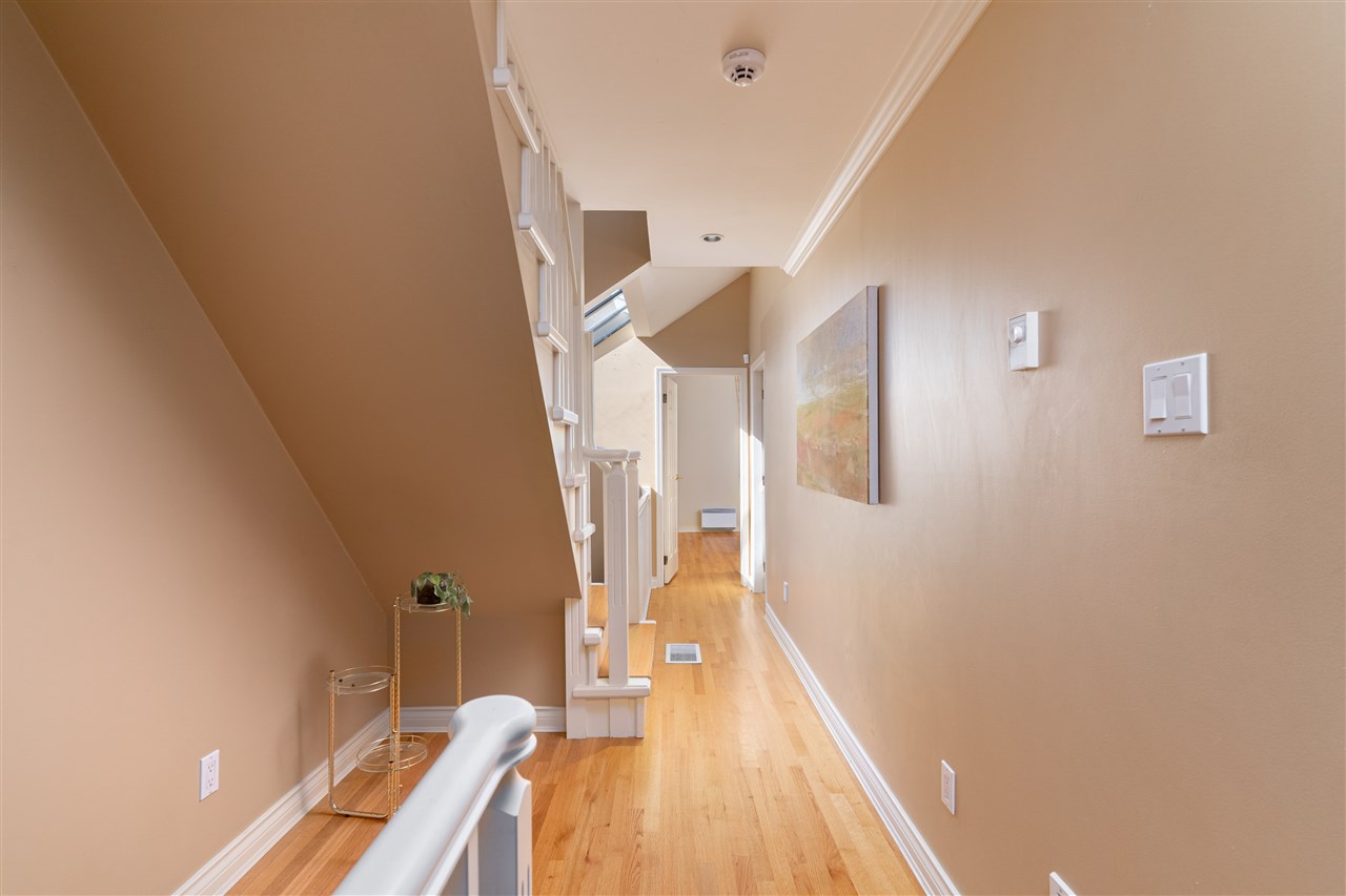 Soriah Kanji Vancouver Home For Sale 1826 W 13th Avenue Vancouver Bc V6j 2h3