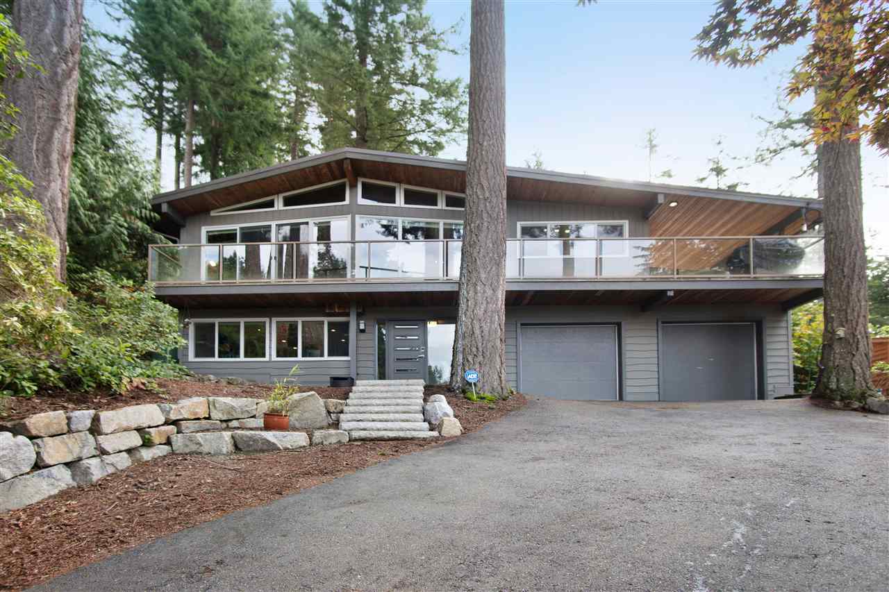 520 BAYVIEW ROAD, LIONS BAY, BC V0N 2E0 WEST VAN REALTOR DAVID C. RUNTÉ