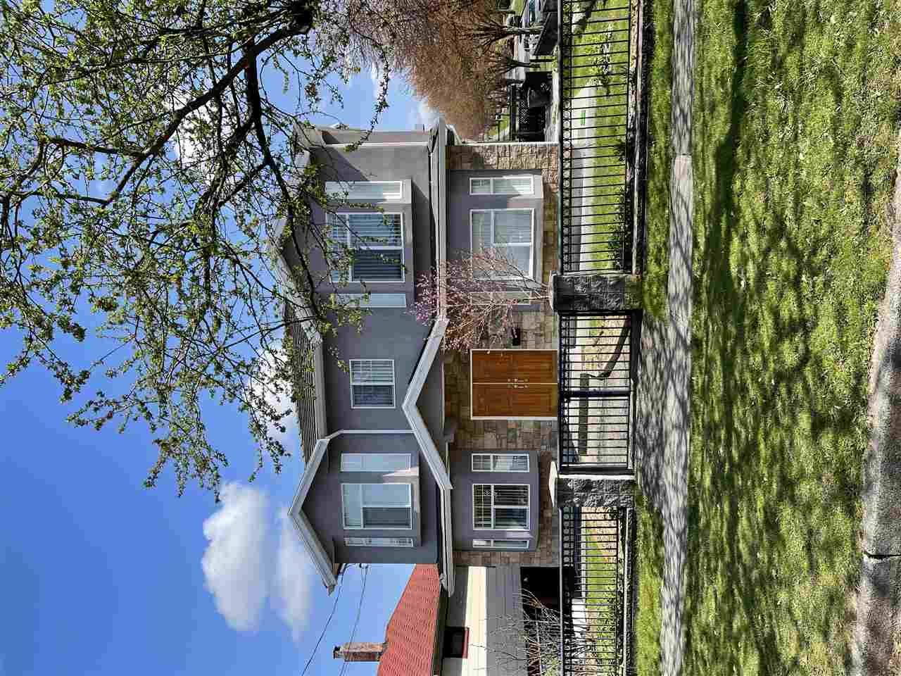 4988 COMMERCIAL, British Columbia V5P 3N1, 9 Bedrooms Bedrooms, ,4 BathroomsBathrooms,Residential Detached,For Sale,COMMERCIAL,R2562848