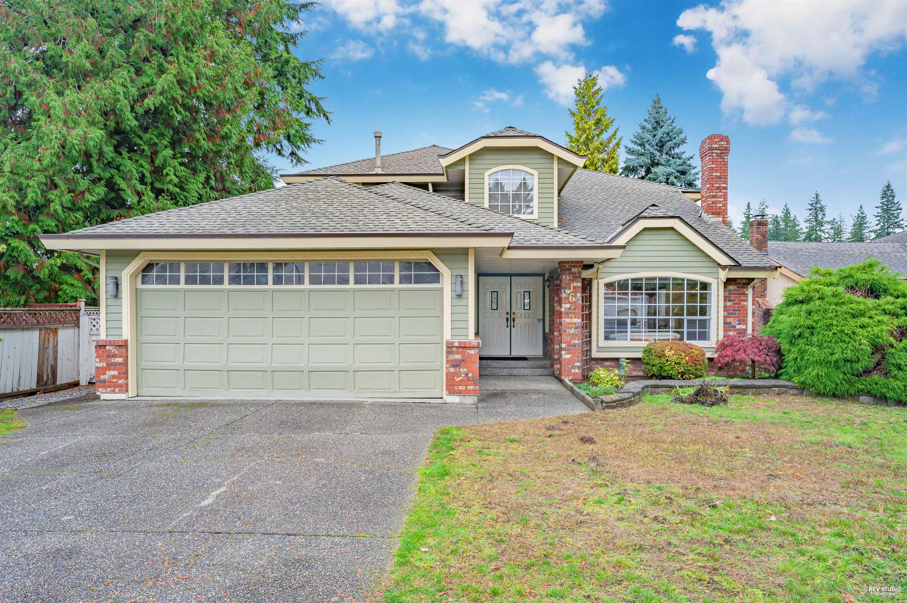 Fraser Heights House/Single Family for sale:  3 bedroom 2,350 sq.ft. (Listed 2021-10-18)