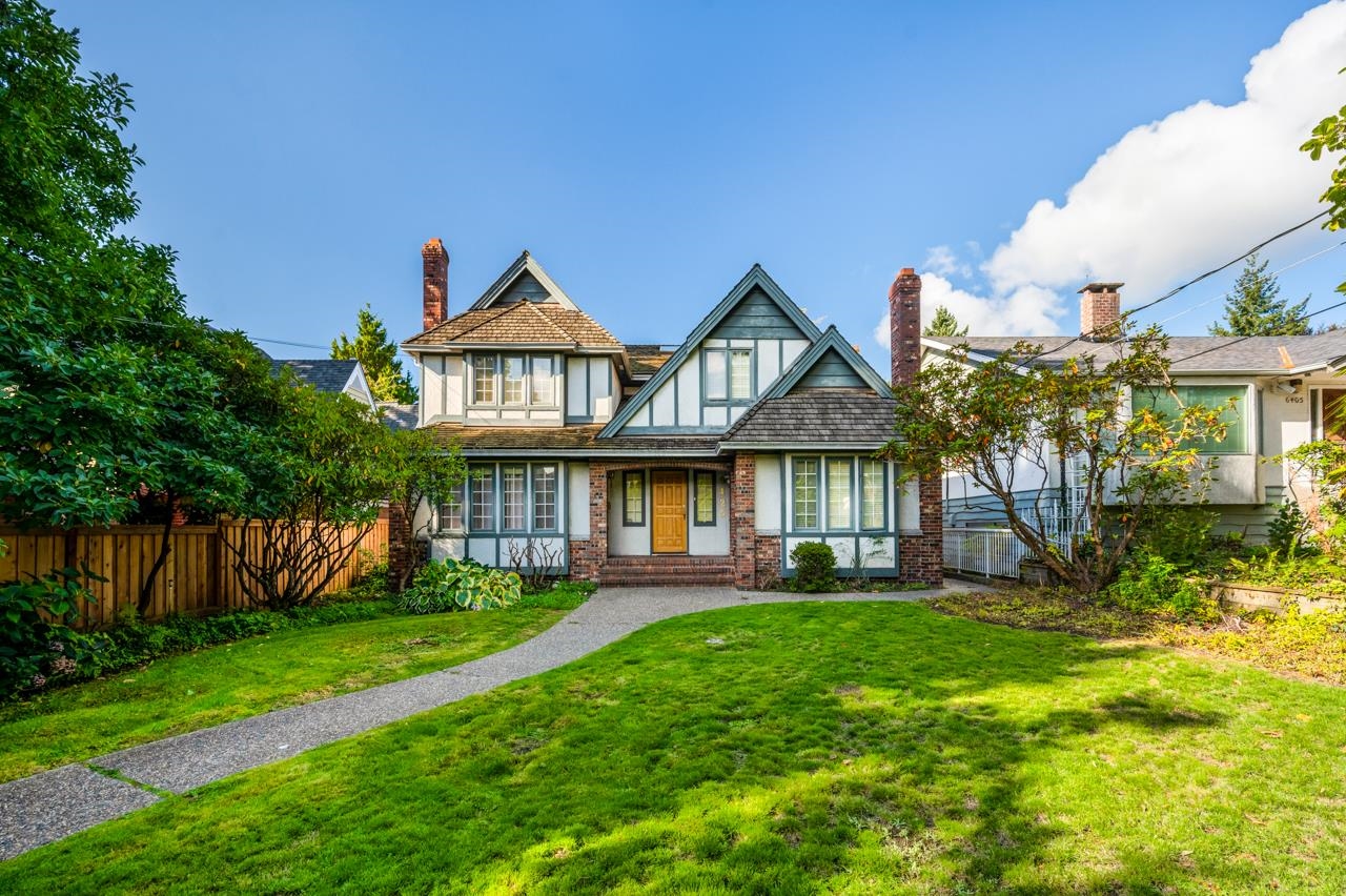 Kerrisdale House/Single Family for sale:  8 bedroom 6,613 sq.ft. (Listed 2022-01-11)