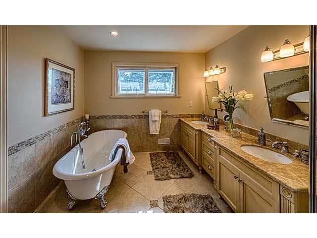 4104 HIGHLAND, British Columbia V7R 3W8, 6 Bedrooms Bedrooms, ,6 BathroomsBathrooms,Residential Detached,For Sale,HIGHLAND,R2630556