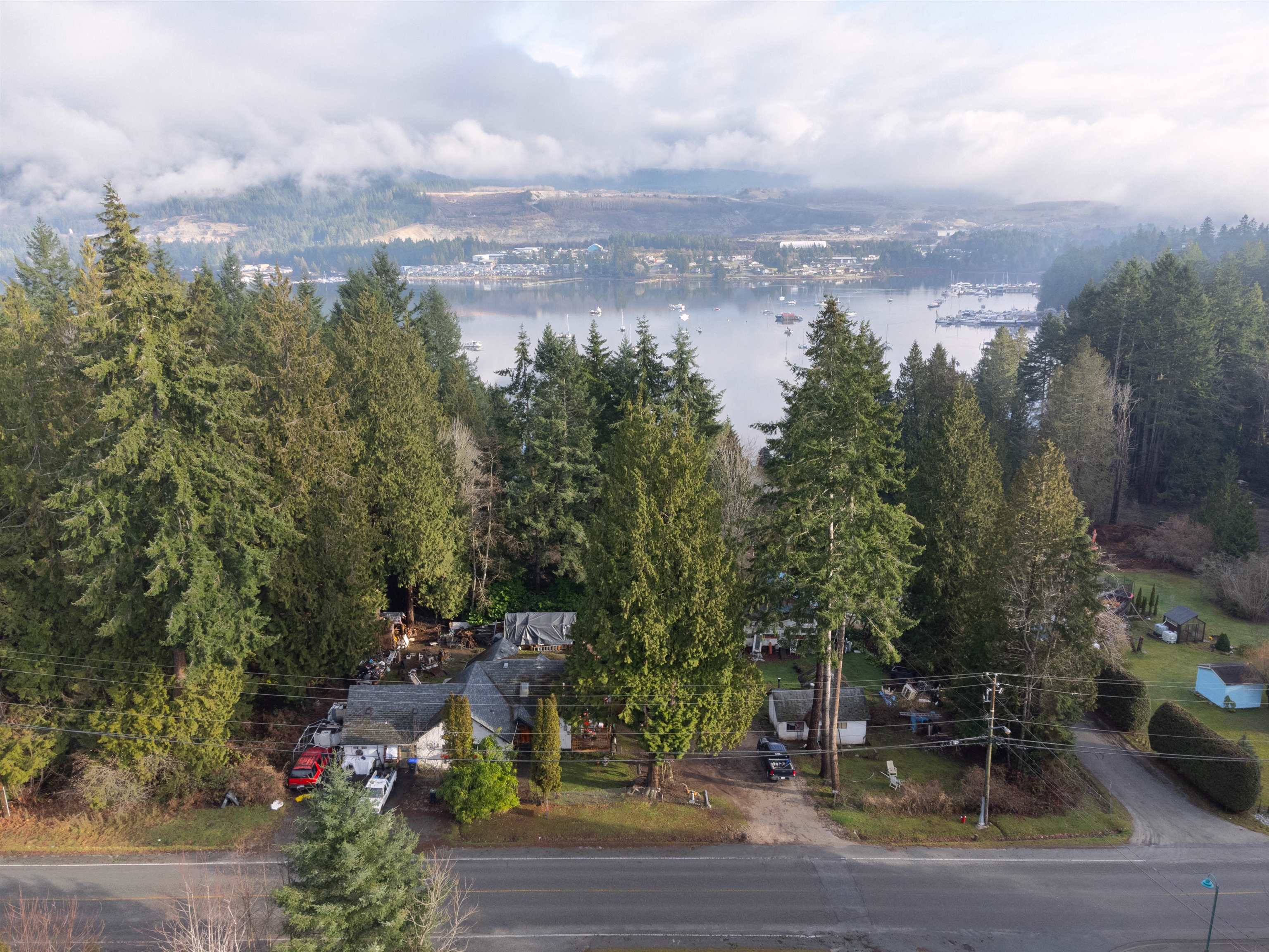 Sold 5906 REEF ROAD, Sechelt, BC Zealty