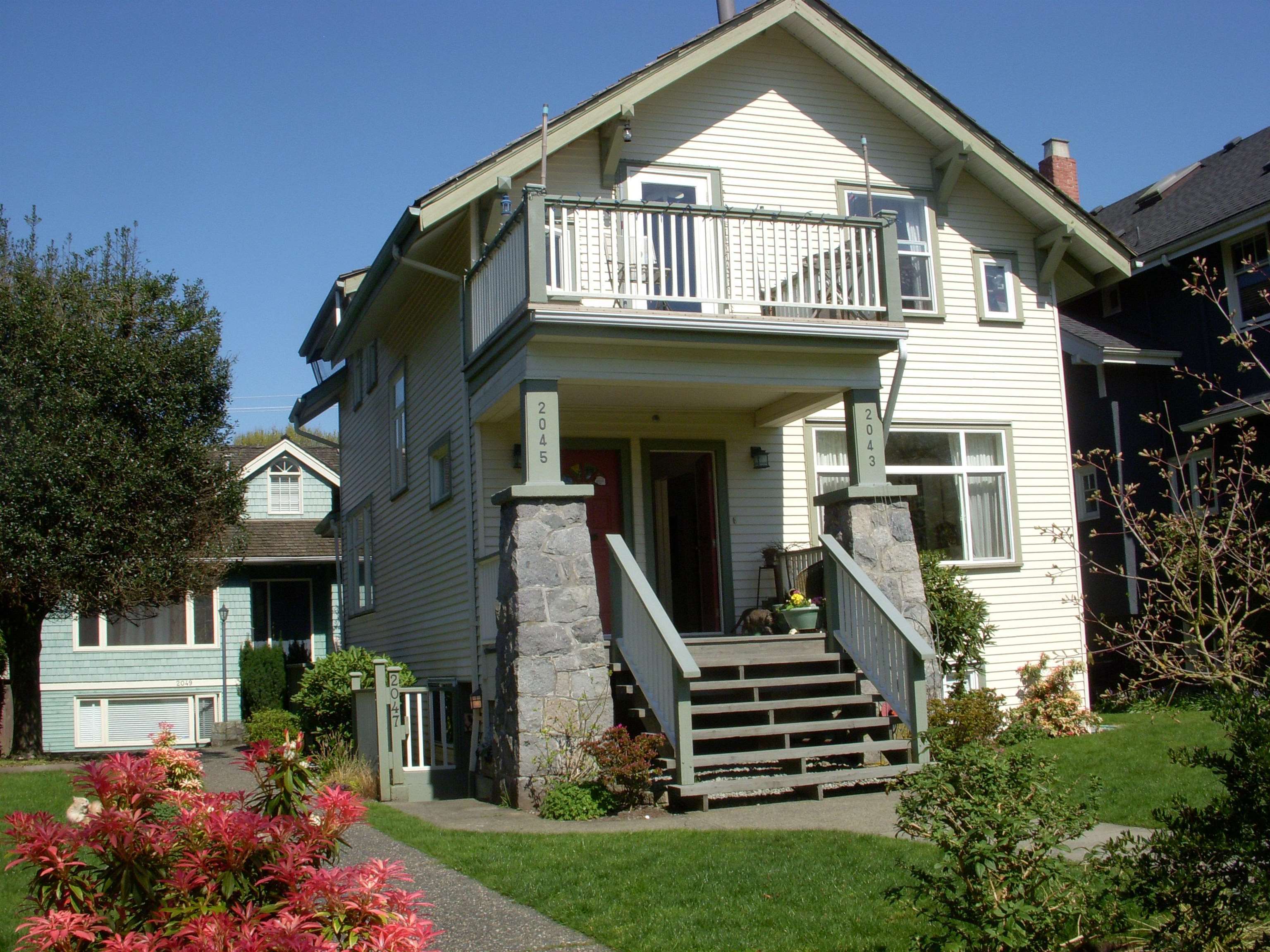 Kitsilano House/Single Family for sale:  5 bedroom 2,696 sq.ft. (Listed 2022-04-07)