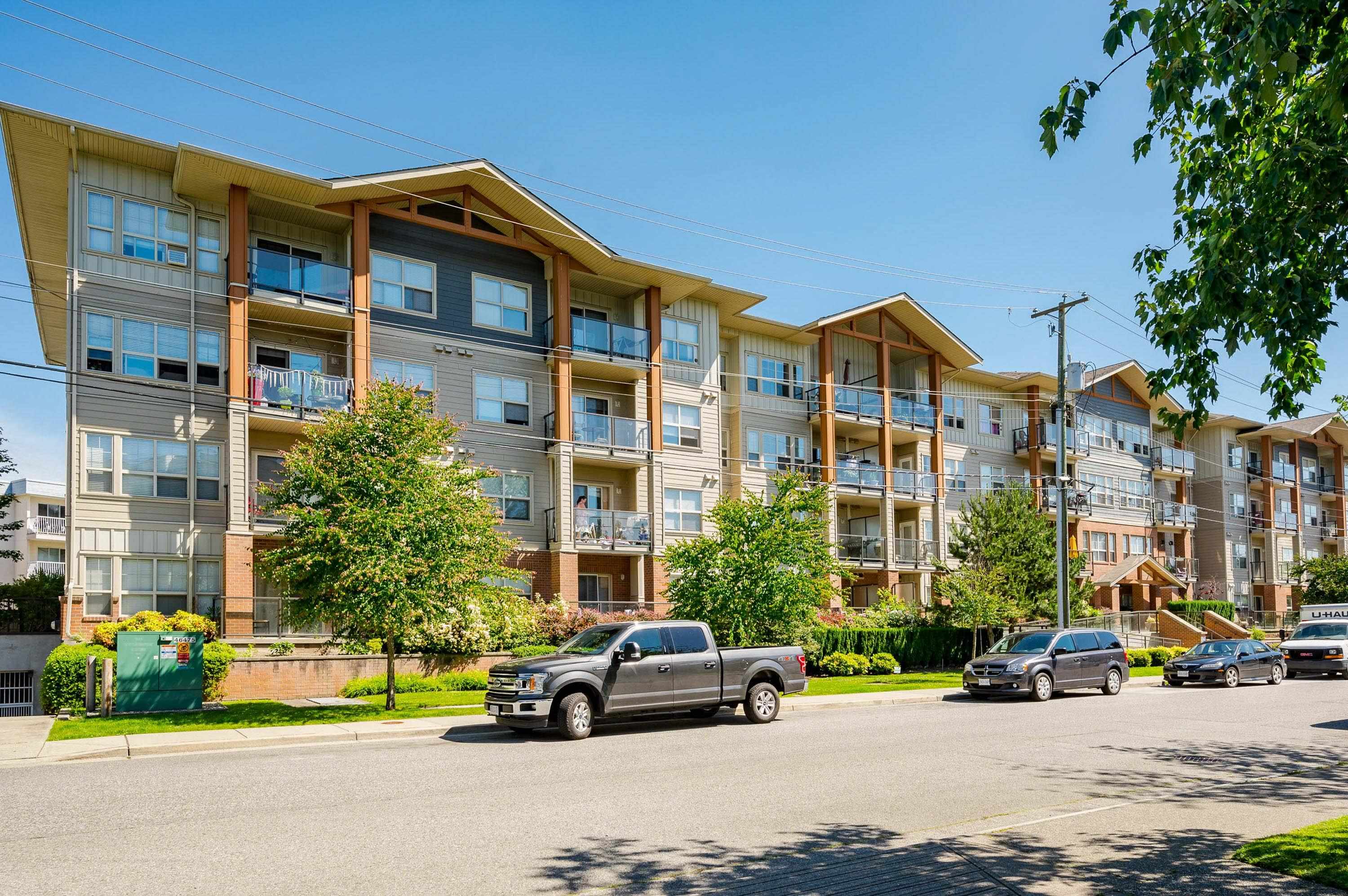 Langley City Apartment/Condo for sale:  1 bedroom 774 sq.ft. (Listed 2022-02-03)