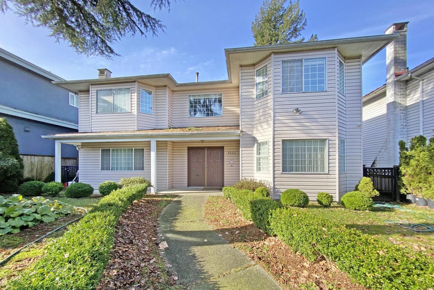 South Granville House/Single Family for sale:  7 bedroom 3,760 sq.ft. (Listed 2024-03-27)