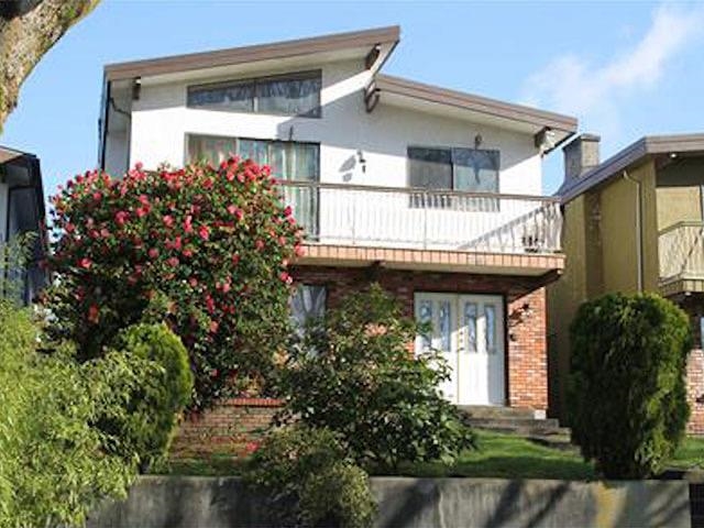 Wilson Lam Realtor, 2869 10TH AVENUE, Vancouver, British Columbia V5M 2B2, 6 Bedrooms, 3 Bathrooms, Residential Detached,For Sale ,R2664547