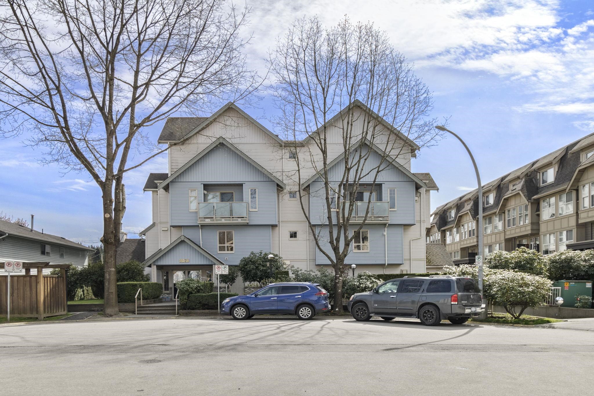 Central Pt Coquitlam Apartment/Condo for sale:  2 bedroom 1,034 sq.ft. (Listed 2022-04-12)