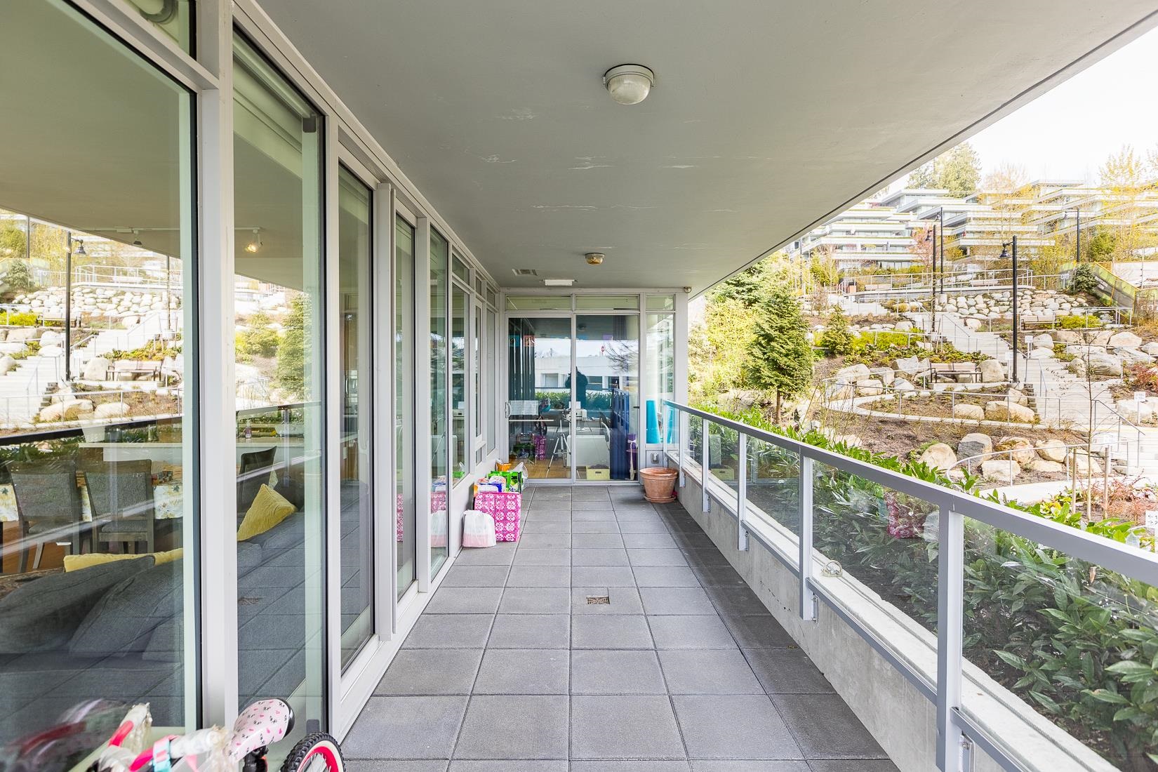 866 ARTHUR ERICKSON, West Vancouver, British Columbia V7T 0B2, 2 Bedrooms Bedrooms, ,2 BathroomsBathrooms,Residential Attached,For Sale,ARTHUR ERICKSON,R2682320