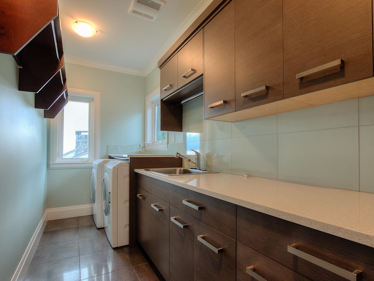 Listing image of 1026 EYREMOUNT DRIVE