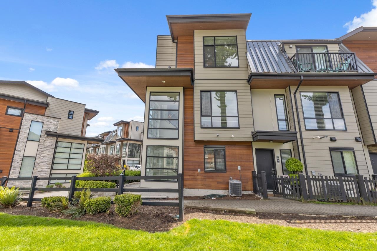 Grandview Surrey Townhouse for sale:  4 bedroom 1,925 sq.ft. (Listed 2022-05-19)