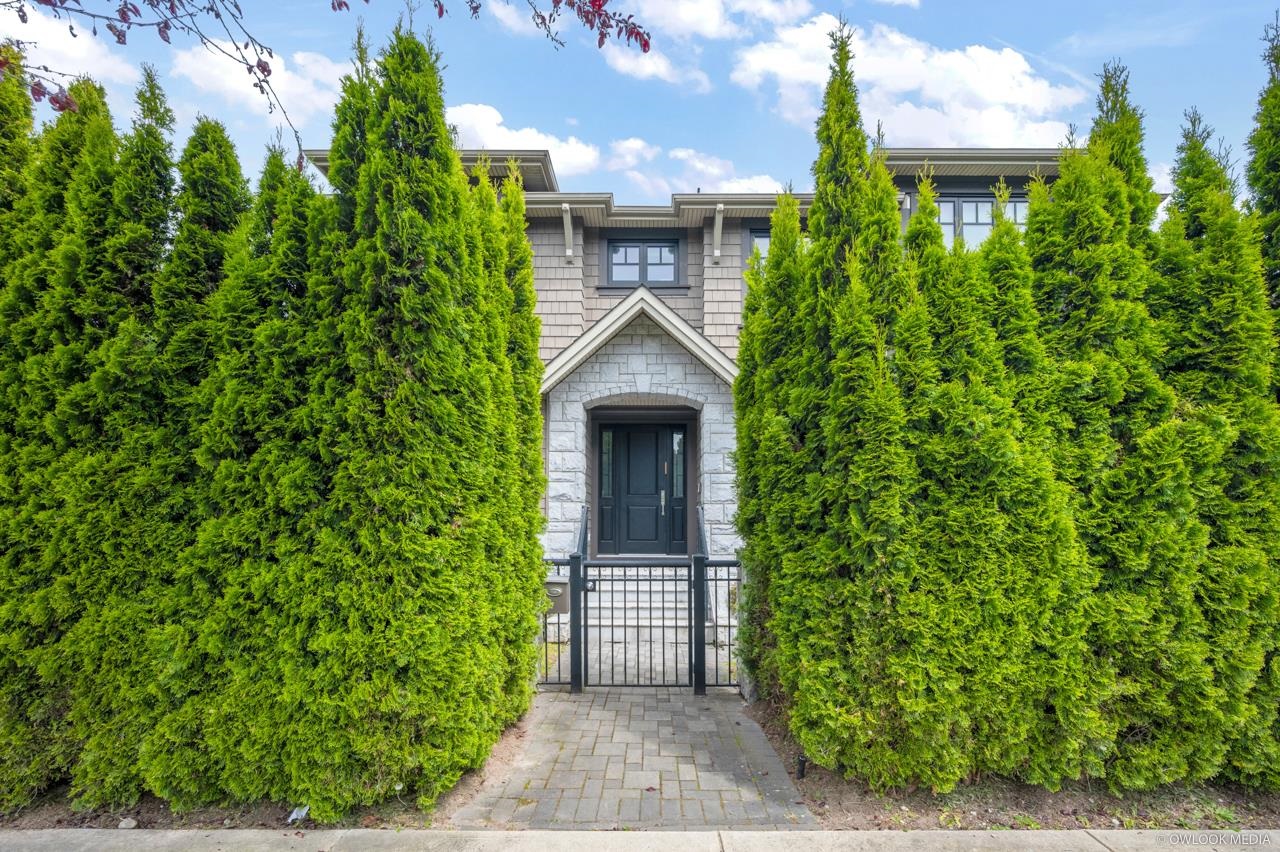 Cambie House/Single Family for sale:  6 bedroom 4,389 sq.ft. (Listed 2022-05-27)