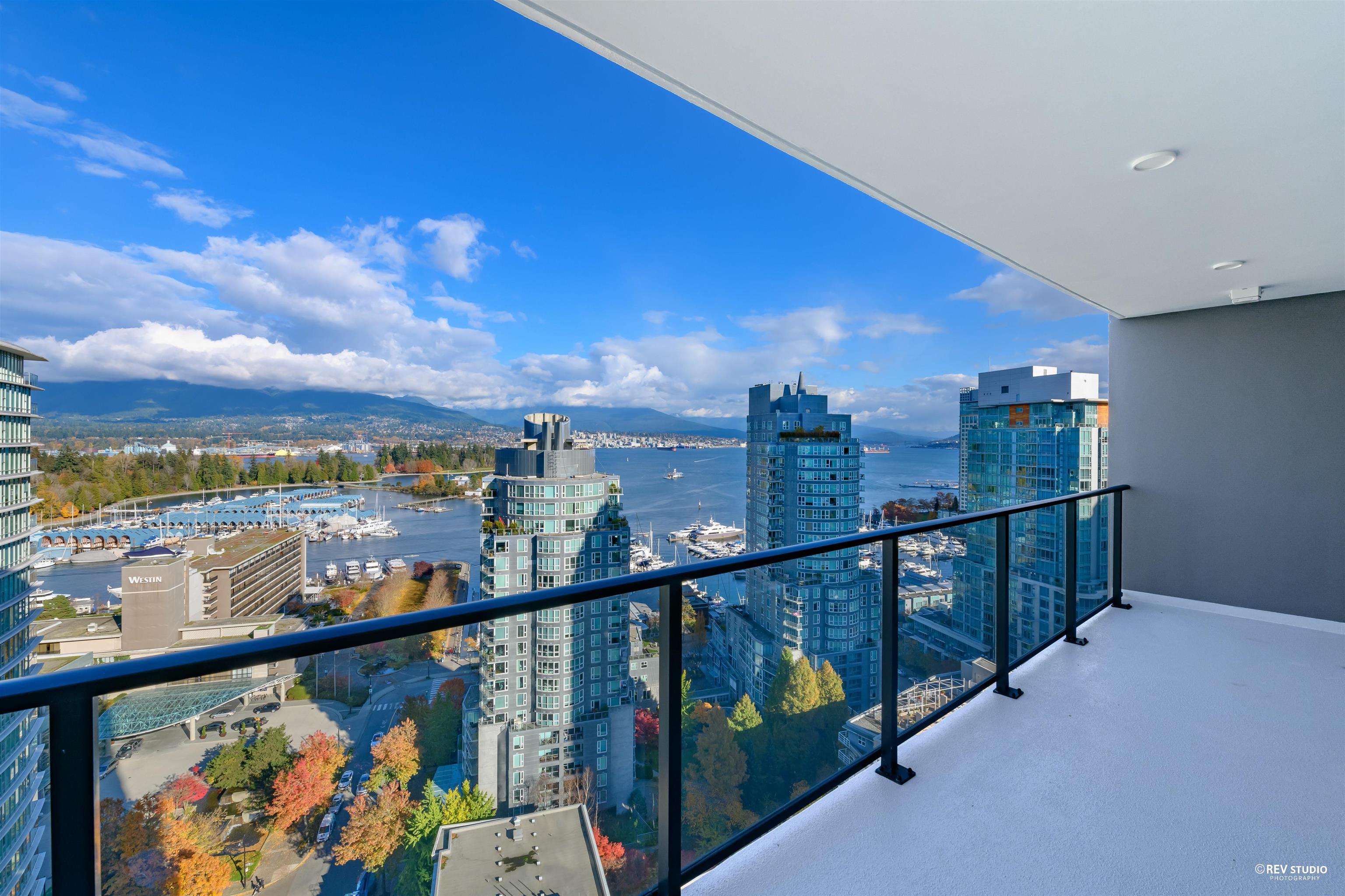 620 CARDERO, Vancouver, British Columbia V6G 0C7, 3 Bedrooms Bedrooms, ,2 BathroomsBathrooms,Residential Attached,For Sale,CARDERO,R2694778