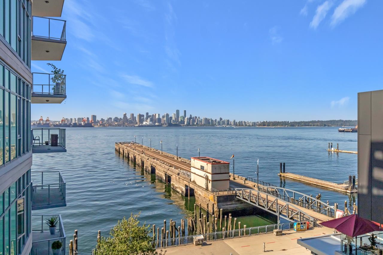 Listing image of 506 175 VICTORY SHIP WAY