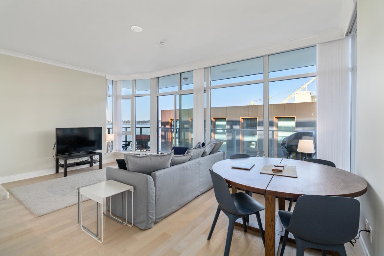 Listing image of 506 175 VICTORY SHIP WAY