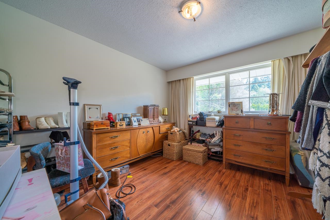 Listing image of 5725 CRANLEY DRIVE