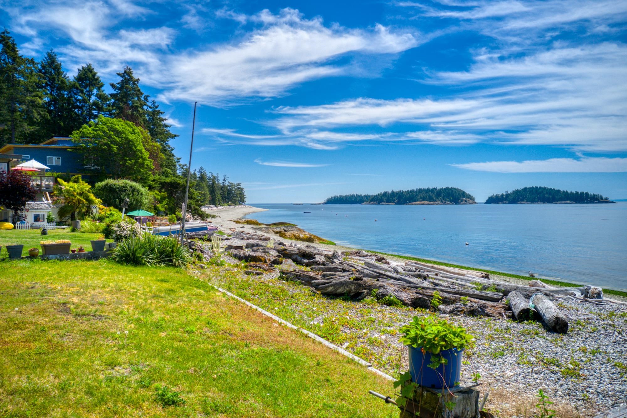 Sold 6879 SUNSHINE COAST HIGHWAY, Sechelt, BC Zealty