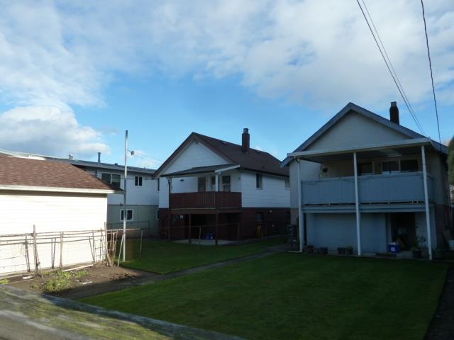 4943 QUEBEC, British Columbia V5W 2N3, 3 Bedrooms Bedrooms, ,2 BathroomsBathrooms,Residential Detached,For Sale,QUEBEC,R2705677